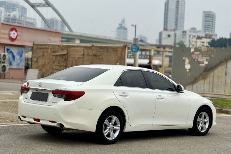 Used Toyota Reiz 2013 2.5V Elite Edition Exterior 8