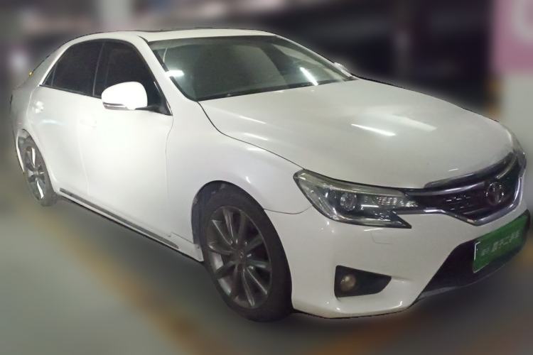 Used Toyota Reiz 2013 2.5V Shangrui Edition Front Right 45 Deg