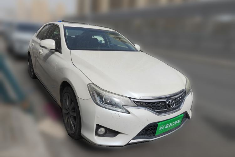 Used Toyota Reiz 2013 2.5V Shangrui Edition Front Right 45 Deg