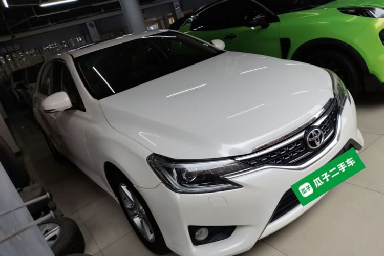 Used Toyota Reiz 2013 2.5V Elite Edition Front Right 45 Deg