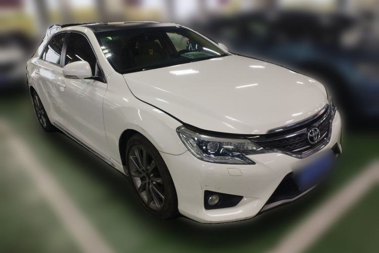 Used Toyota Reiz 2013 2.5V Shangrui Edition Front Right 45 Deg