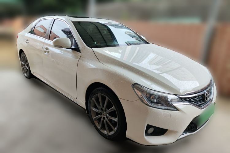 Used Toyota Reiz 2013 2.5V Shangrui Edition Front Right 45 Deg