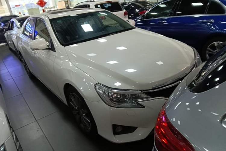 Used Toyota Reiz 2013 2.5V Shangrui Edition Front Right 45 Deg