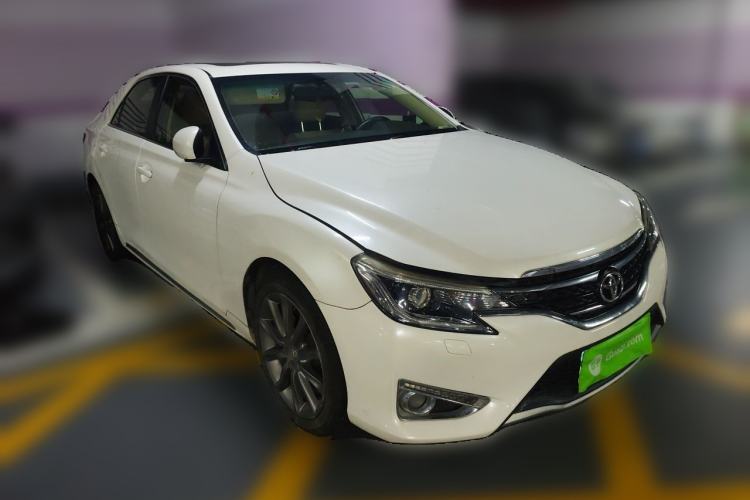 Used Toyota Reiz 2013 2.5V Shangrui Edition Front Right 45 Deg