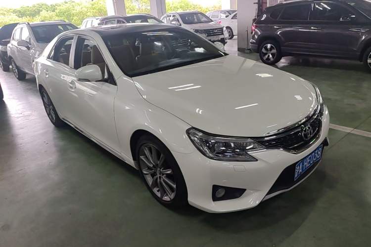 Used Toyota Reiz 2013 2.5V Shangrui Edition Front Right 45 Deg