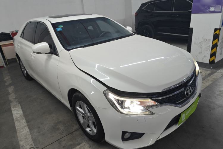Used Toyota Reiz 2013 2.5V Elite Edition Front Right 45 Deg