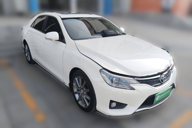 Used Toyota Reiz 2013 2.5V Shangrui Edition Front Right 45 Deg