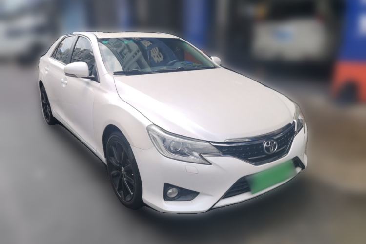 Used Toyota Reiz 2013 2.5V Elite Edition Front Right 45 Deg
