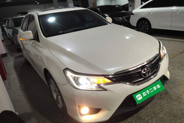Used Toyota Reiz 2013 2.5V Elite Edition Front Right 45 Deg