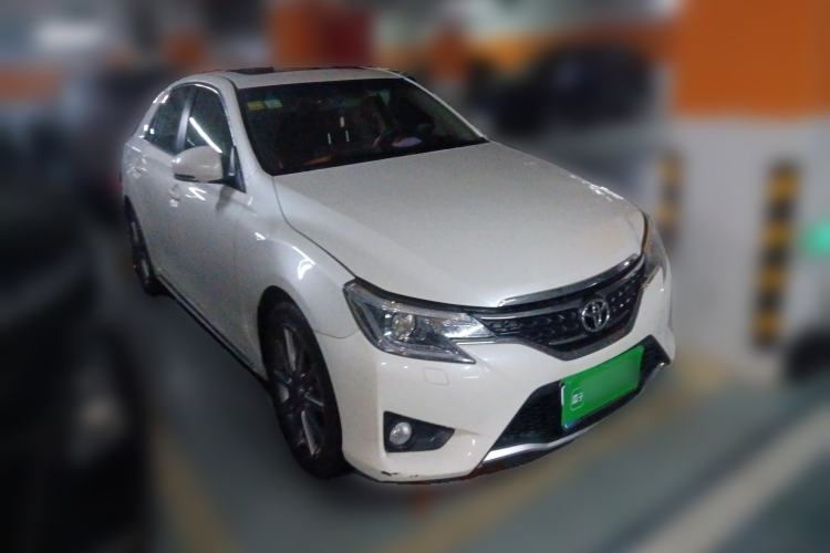 Used Toyota Reiz 2013 2.5V Shangrui Edition Front Right 45 Deg