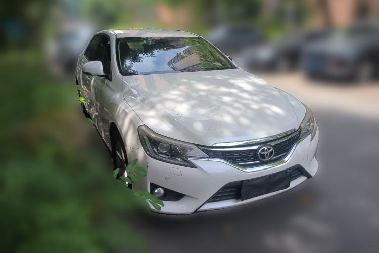 Used Toyota Reiz 2013 2.5S Elite Edition Front Right 45 Deg
