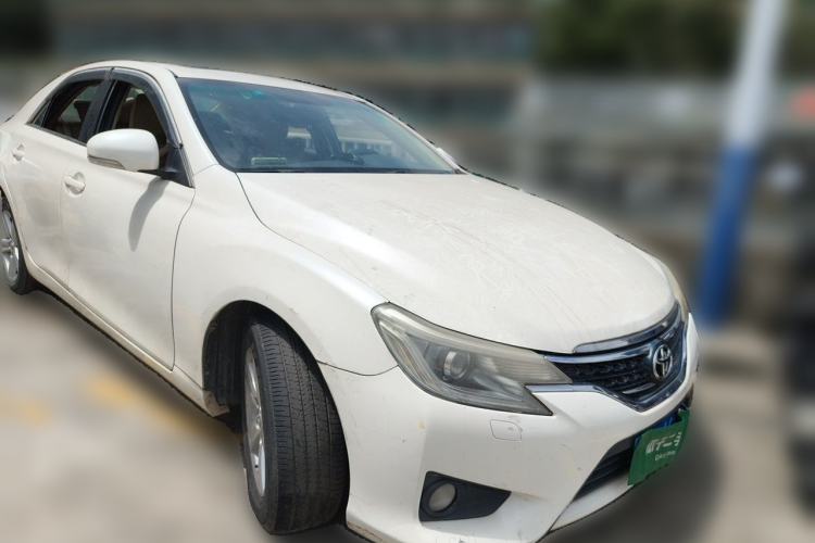 Used Toyota Reiz 2013 2.5V Elite Edition Front Right 45 Deg