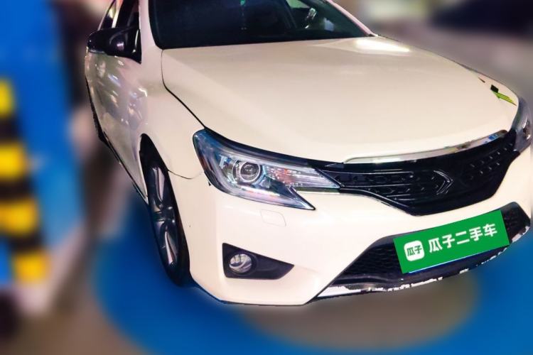 Used Toyota Reiz 2013 2.5V Shangrui Edition Front Right 45 Deg