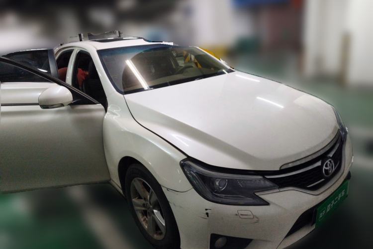 Used Toyota Reiz 2013 2.5V Elite Edition Front Right 45 Deg
