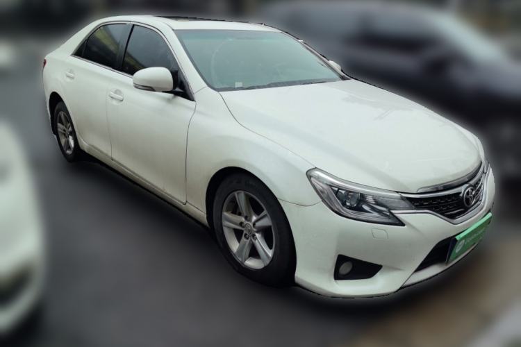 Used Toyota Reiz 2013 2.5V Elite Edition Front Right 45 Deg