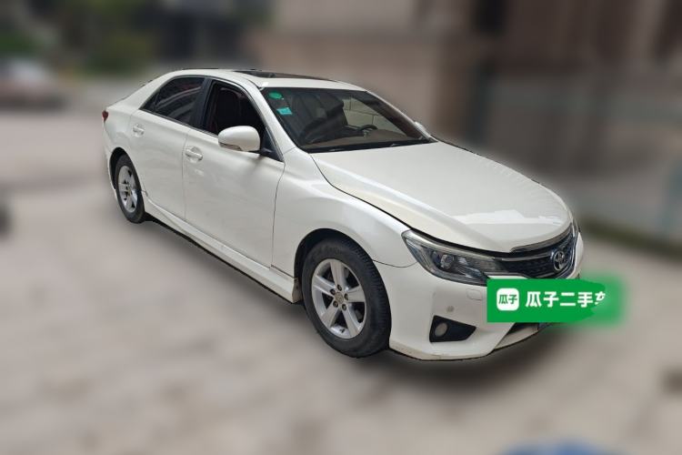 Used Toyota Reiz 2013 2.5V Elite Edition Front Right 45 Deg