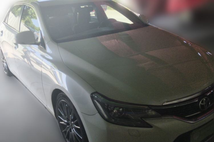 Used Toyota Reiz 2013 2.5S Elite Edition Front Right 45 Deg