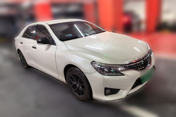 Used Toyota Reiz 2013 2.5S Elite Edition Front Right 45 Deg
