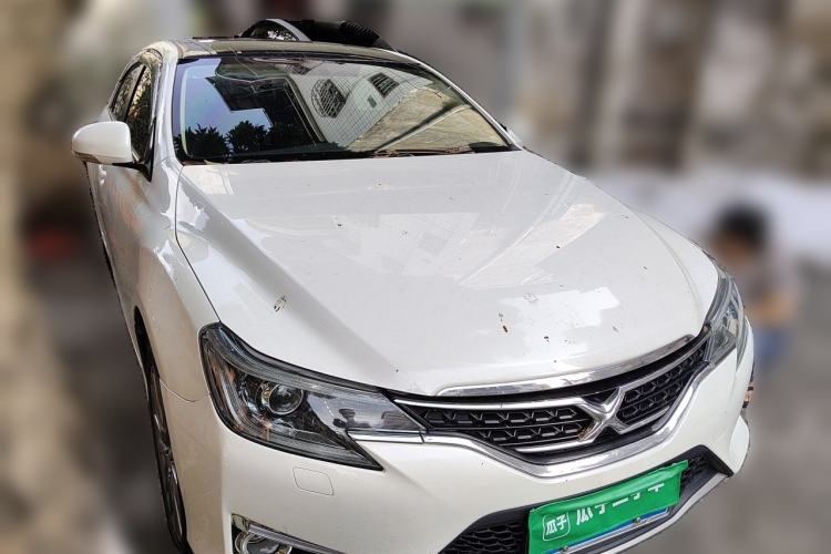 Used Toyota Reiz 2013 2.5V Shangrui Edition Front Right 45 Deg