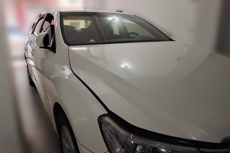 Used Toyota Reiz 2013 2.5V Elite Edition Front Right 45 Deg