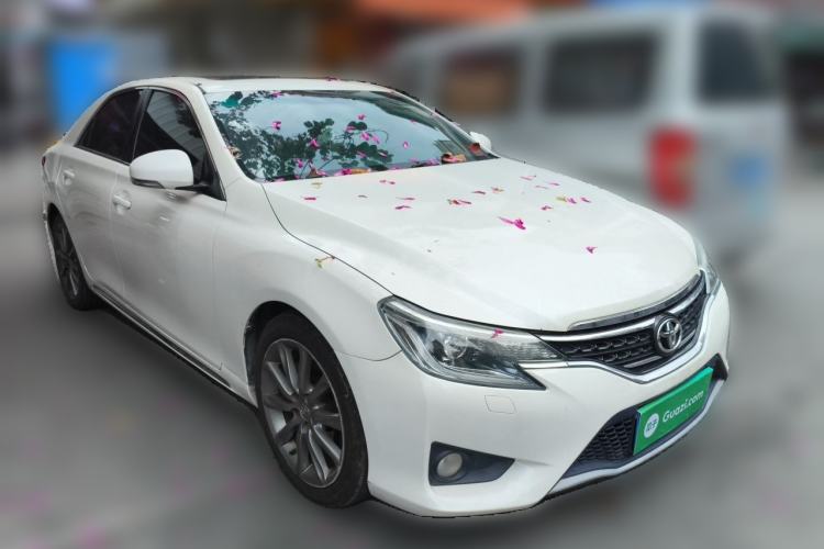 Used Toyota Reiz 2013 2.5V Shangrui Edition Front Right 45 Deg