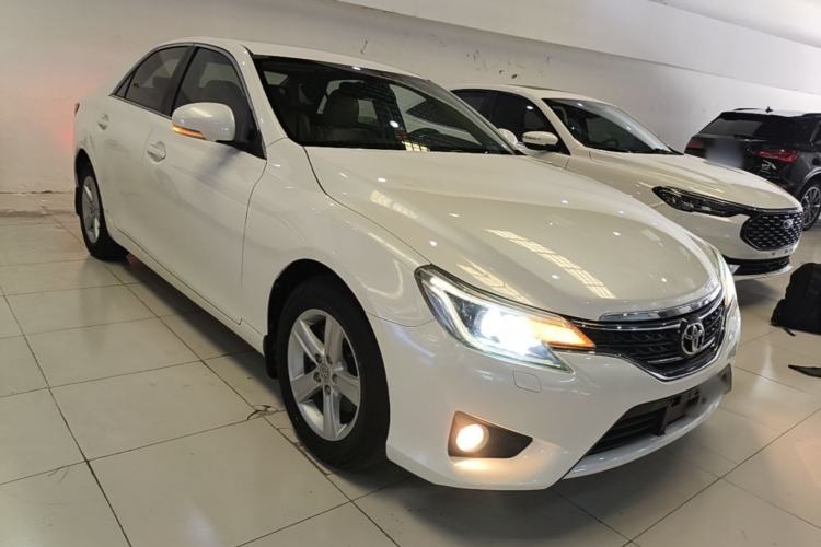 Used Toyota Reiz 2013 2.5S Elite Edition Front Right 45 Deg