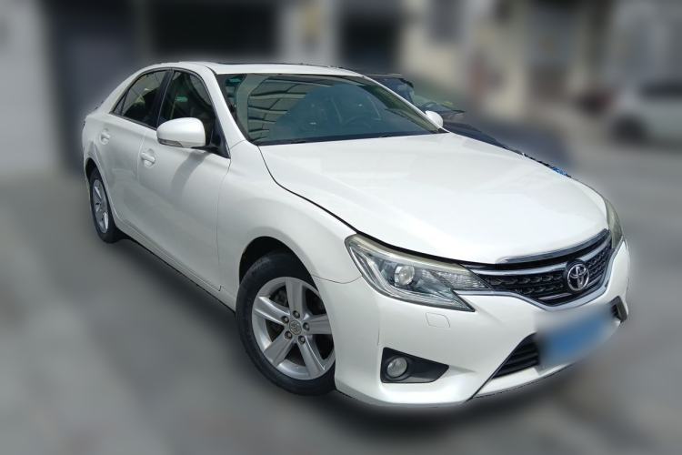 Used Toyota Reiz 2013 2.5V Elite Edition Front Right 45 Deg