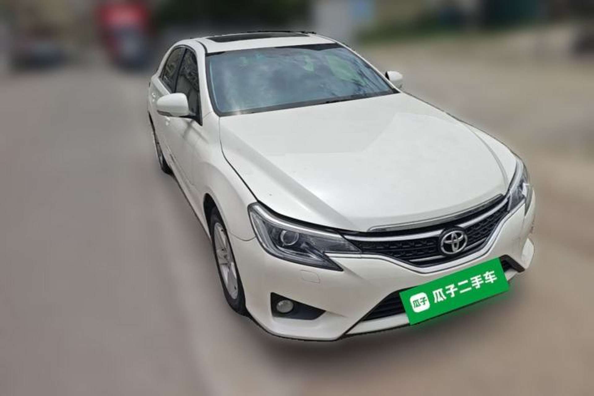 Used Toyota Reiz 2013 2.5V Elite Edition Front Right 45 Deg