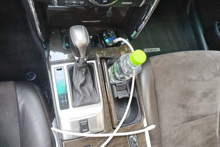 Used Toyota Reiz 2013 2.5V Shangrui Edition Gear Lever
