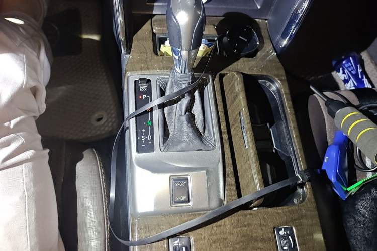 Used Toyota Reiz 2013 2.5V Shangrui Edition Gear Lever