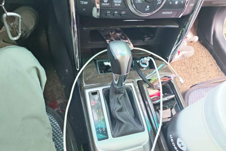 Used Toyota Reiz 2013 2.5V Shangrui Edition Gear Lever