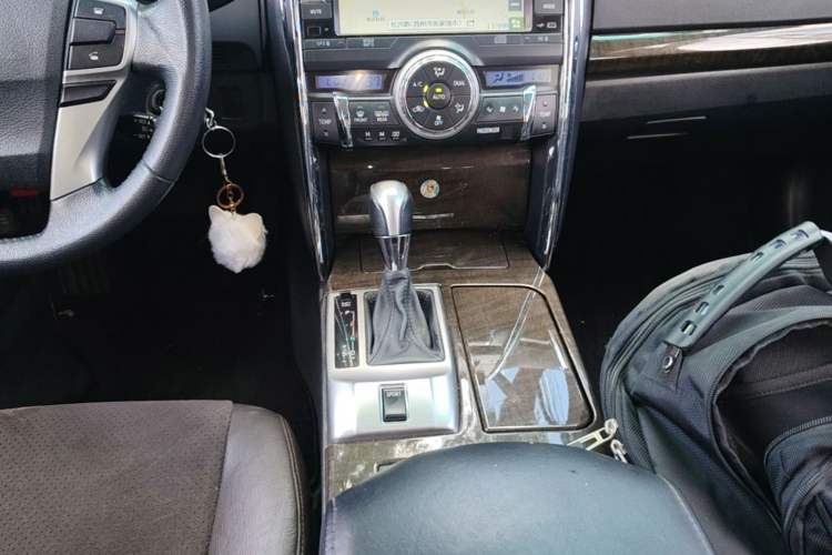 Used Toyota Reiz 2013 2.5V Shangrui Edition Gear Lever