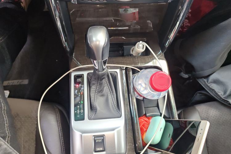 Used Toyota Reiz 2013 2.5V Shangrui Edition Gear Lever