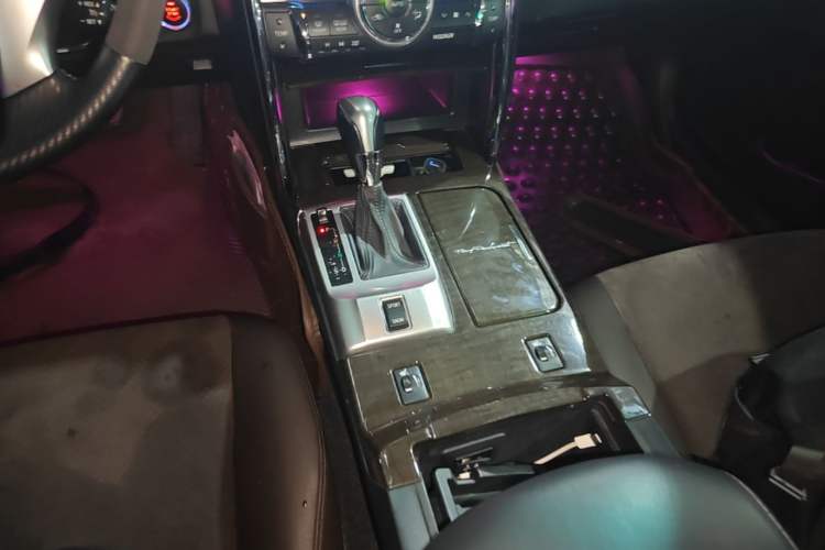Used Toyota Reiz 2013 2.5V Shangrui Edition Gear Lever