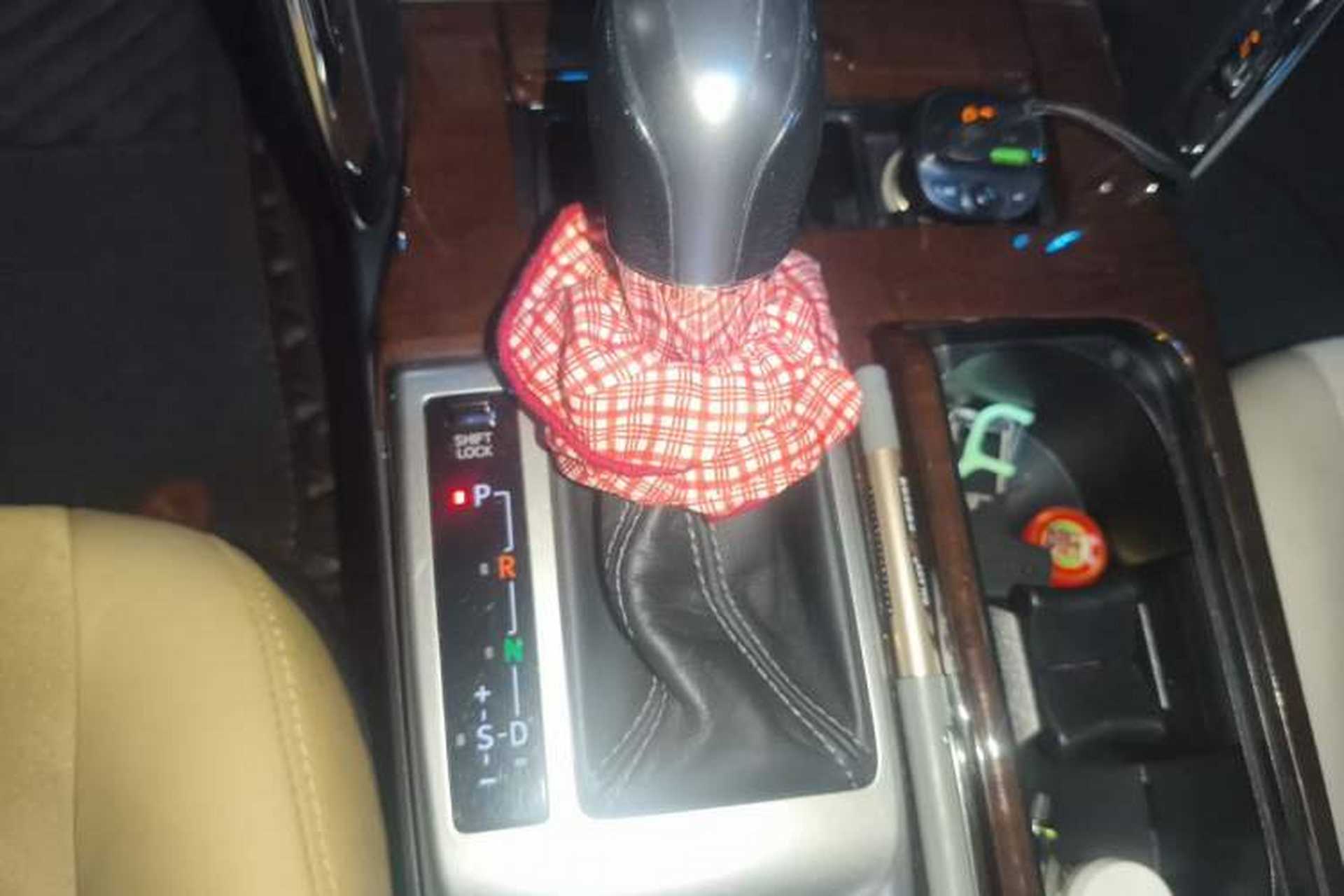 Used Toyota Reiz 2013 2.5V Shangrui Edition Gear Lever