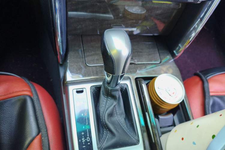 Used Toyota Reiz 2013 2.5V Shangrui Edition Gear Lever
