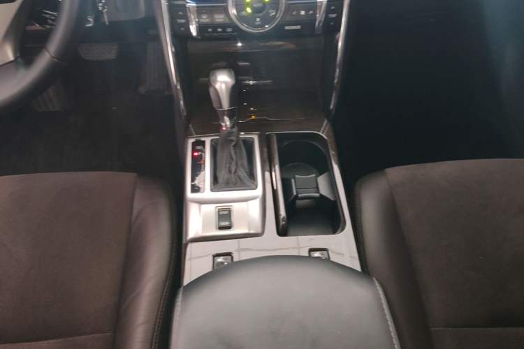 Used Toyota Reiz 2013 2.5V Shangrui Edition Gear Lever