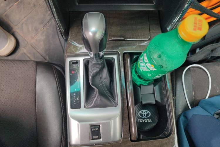 Used Toyota Reiz 2013 2.5V Shangrui Edition Gear Lever