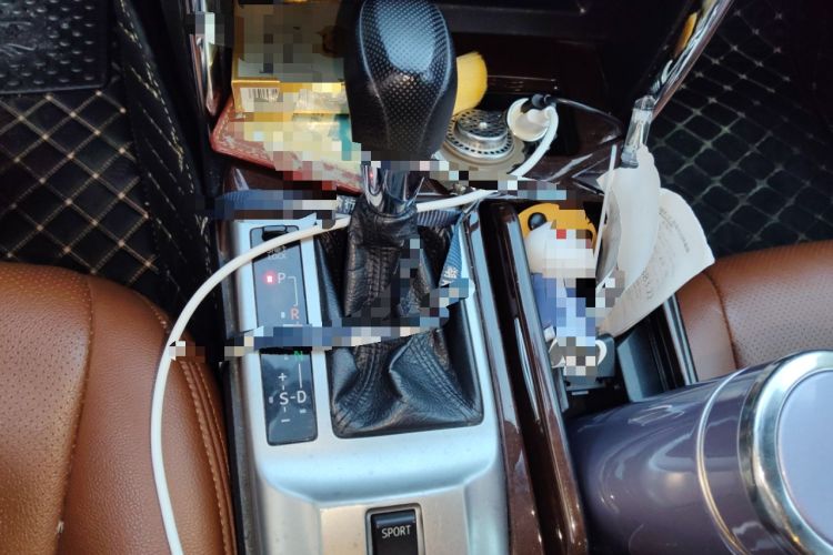 Used Toyota Reiz 2013 2.5S Elite Edition Gear Lever