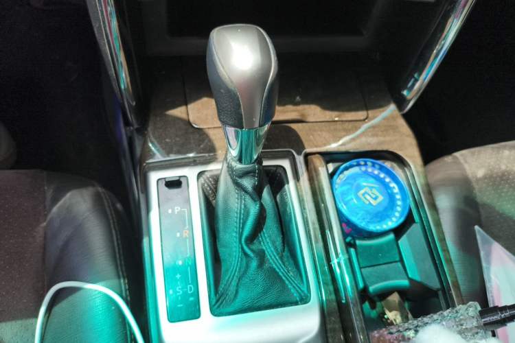 Used Toyota Reiz 2013 2.5V Shangrui Edition Gear Lever