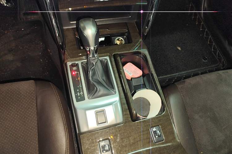 Used Toyota Reiz 2013 2.5V Shangrui Edition Gear Lever