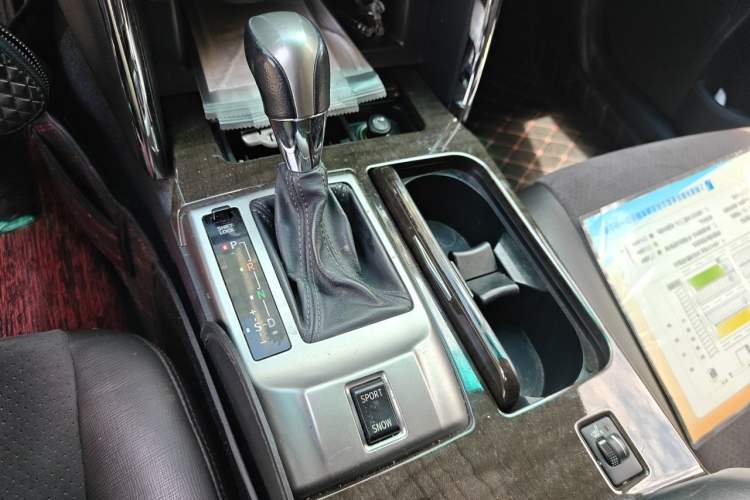 Used Toyota Reiz 2013 2.5V Shangrui Edition Gear Lever