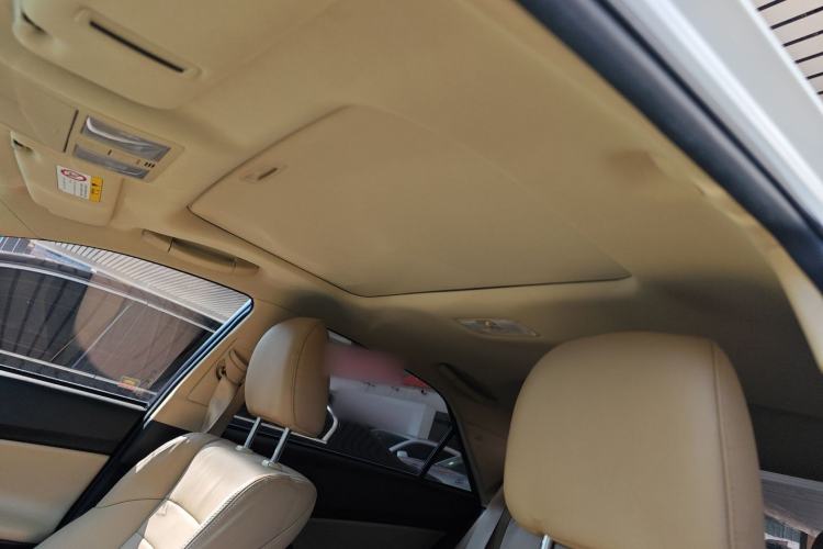 Used Toyota Reiz 2013 2.5V Elite Edition Headliner