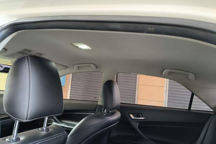 Used Toyota Reiz 2013 2.5S Elite Edition Headliner