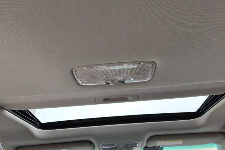 Used Toyota Reiz 2013 2.5V Shangrui Navigation Edition Headliner