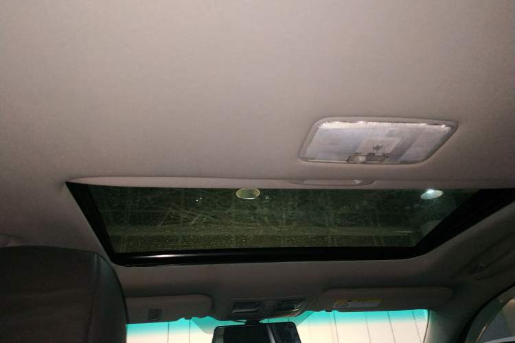 Used Toyota Reiz 2013 2.5V Elite Edition Headliner