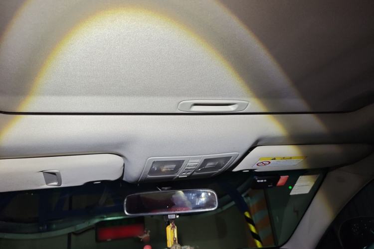 Used Toyota Reiz 2013 2.5V Shangrui Edition Headliner