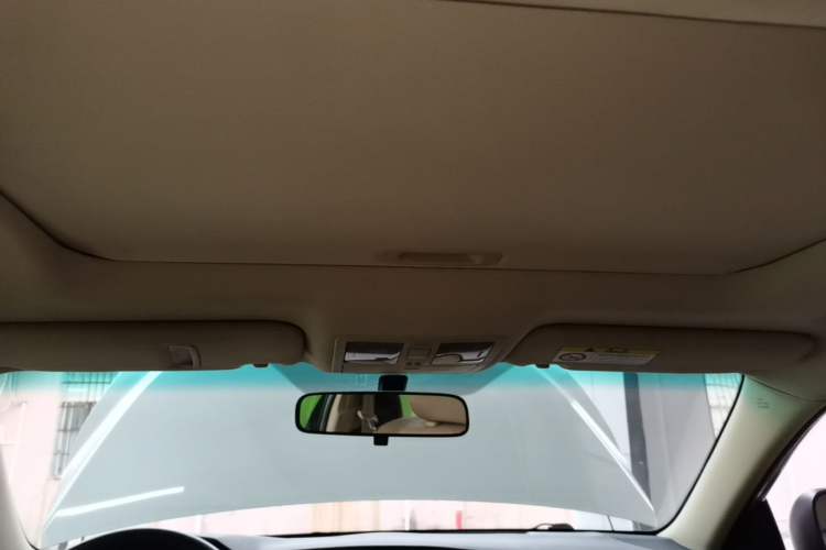 Used Toyota Reiz 2013 2.5V Elite Edition Headliner