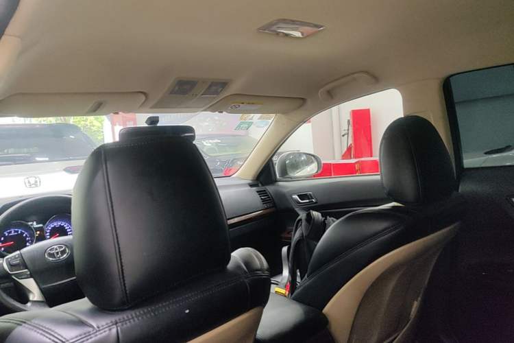 Used Toyota Reiz 2013 2.5S Elite Edition Headliner