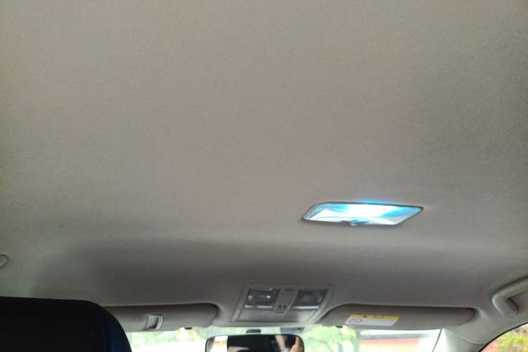 Used Toyota Reiz 2013 2.5S Elite Edition Headliner